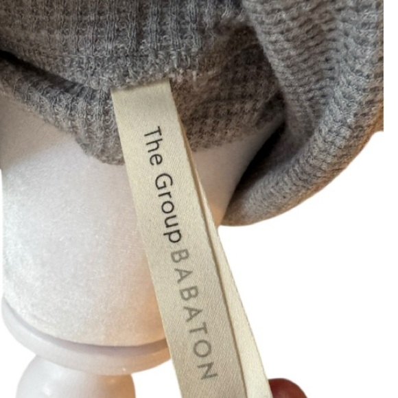 The Group Babaton Gray Waffle Knit Funnel Neck Sweater Tunic M Minimalist Cozy - Picture 6 of 8